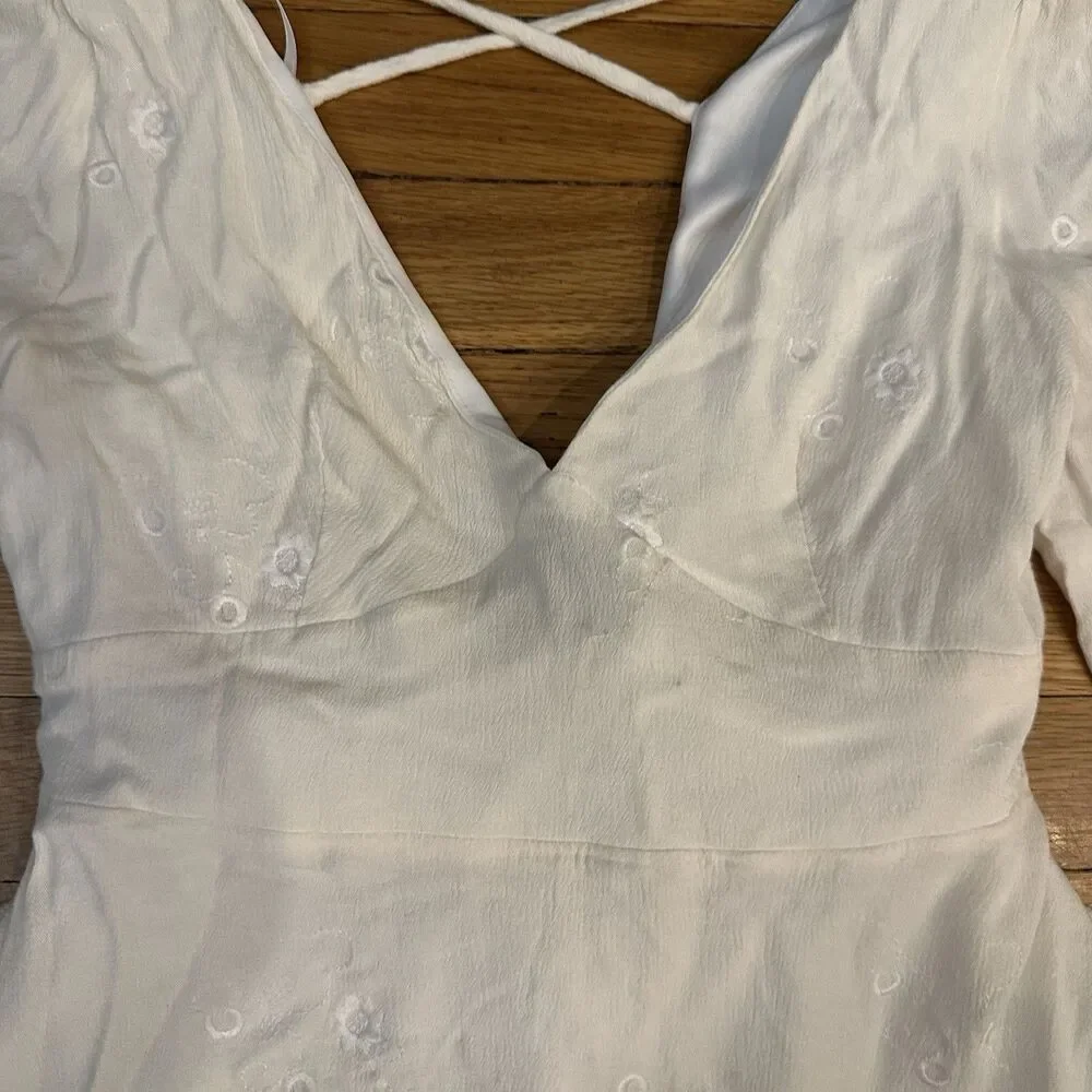Lulus In the Meadow White Embroidered Backless Mini Dress Size Small